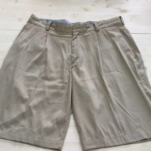 Nike Dr Fit pleated golf shorts sz 34